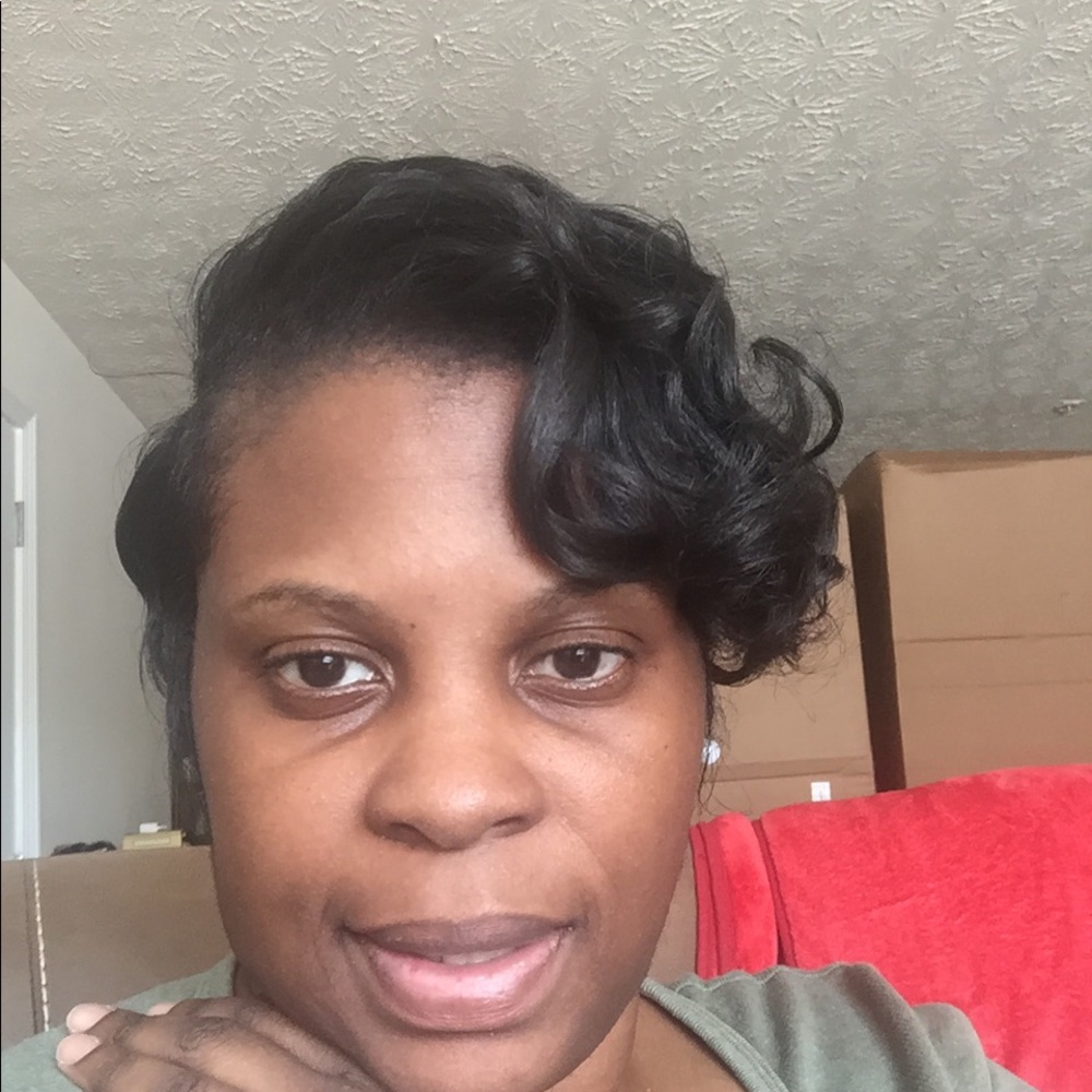 Meet your Posher, Shyrell
